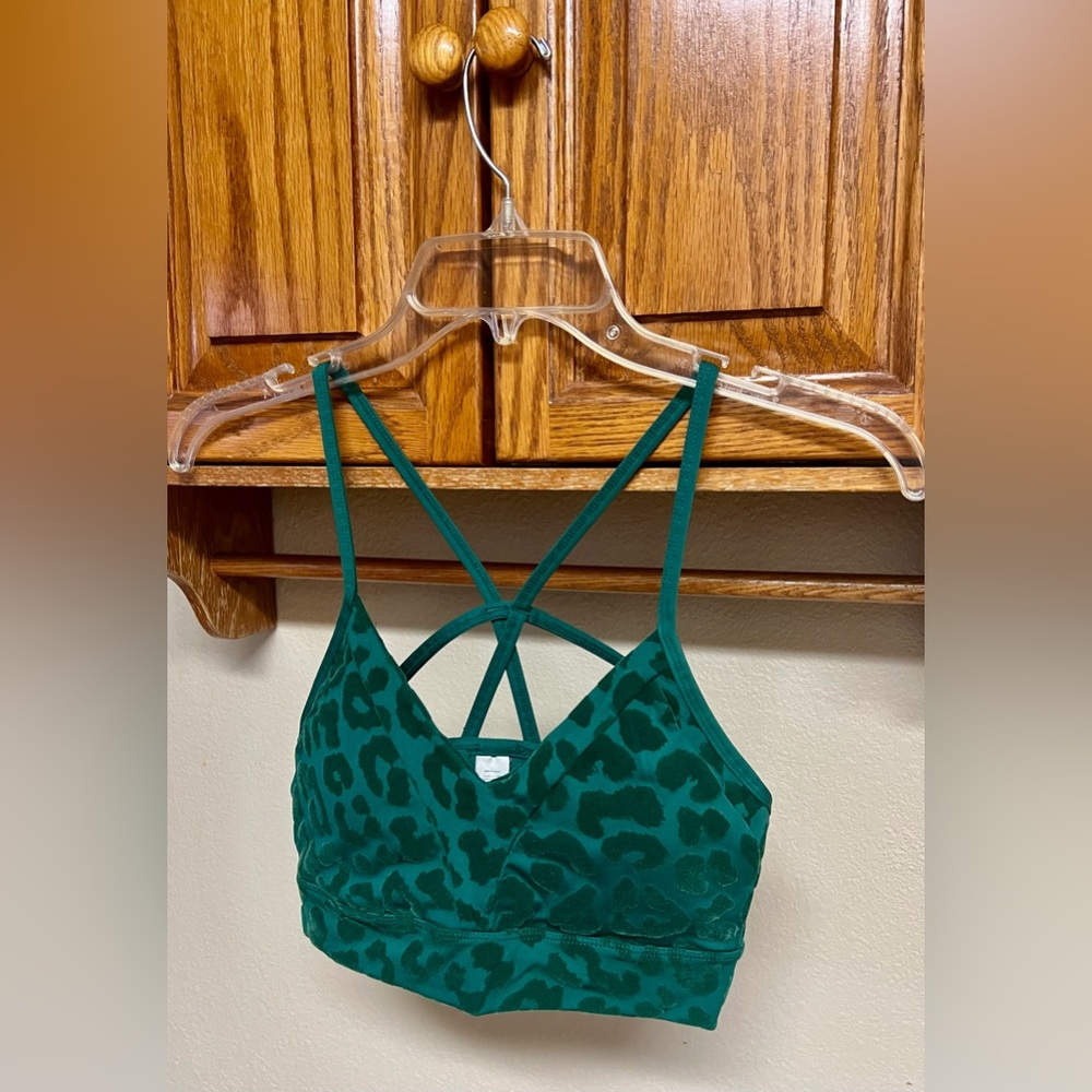 BALANCE ATHLETICA- NOW VITALITY Emerald Green Leopard Sports Bra - Picture 4 of 12